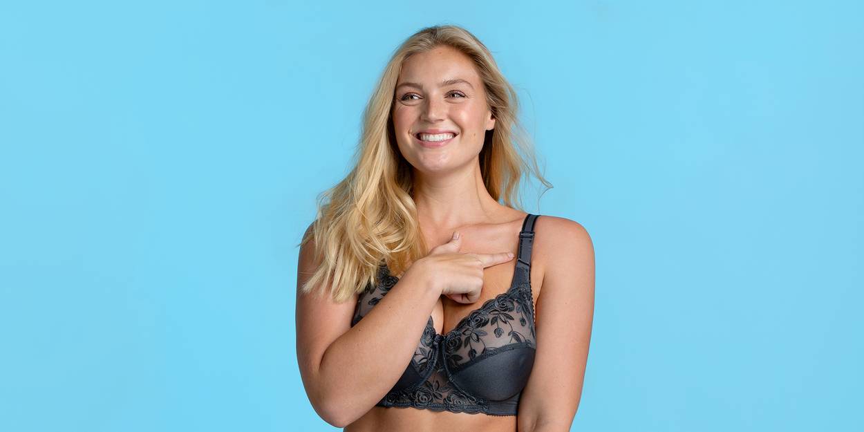 Bra fitting: Why you should always fasten your bra on the loosest hook