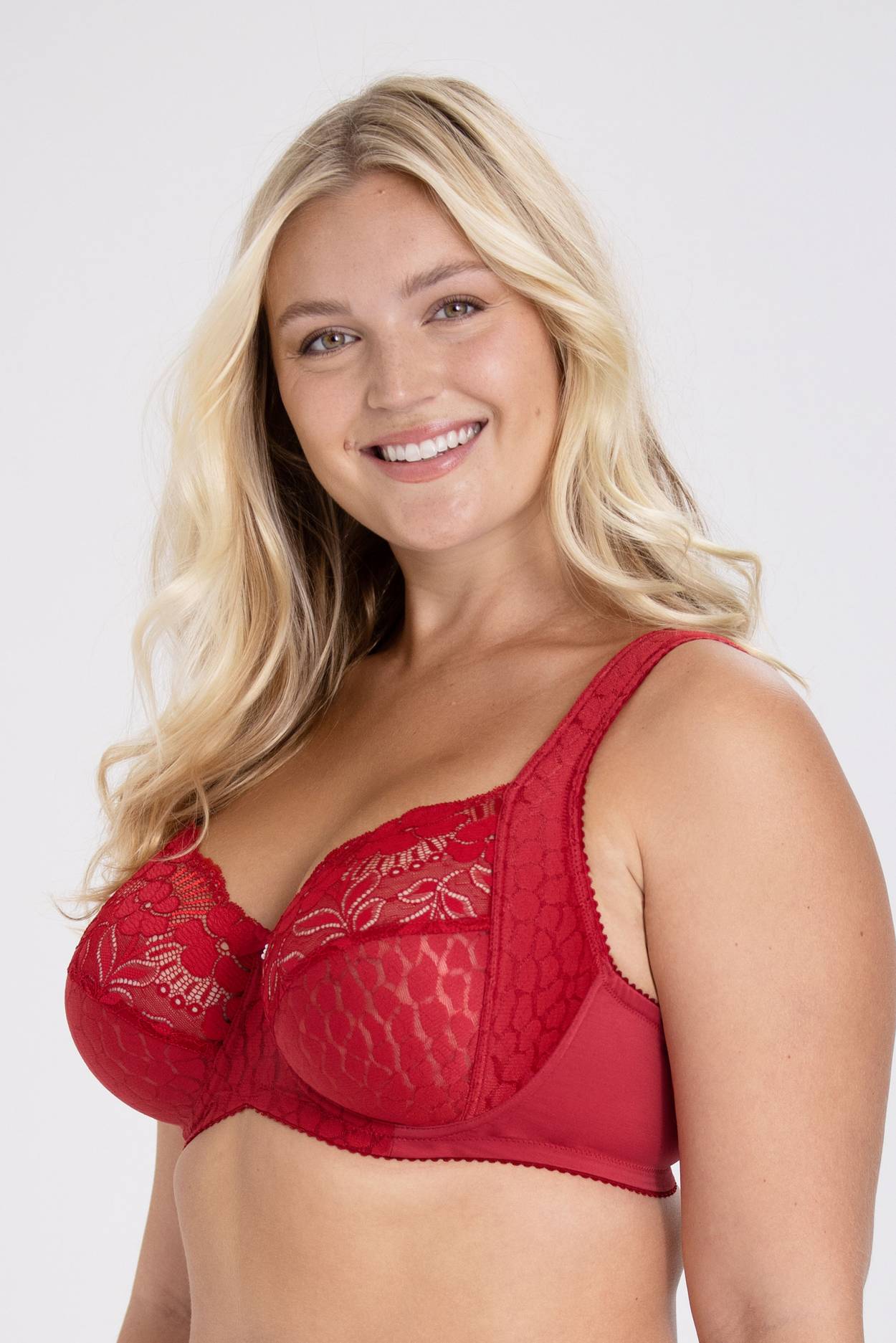 jacquard-lace-luxurious-underwired-bra-that-provides-plenty-of
