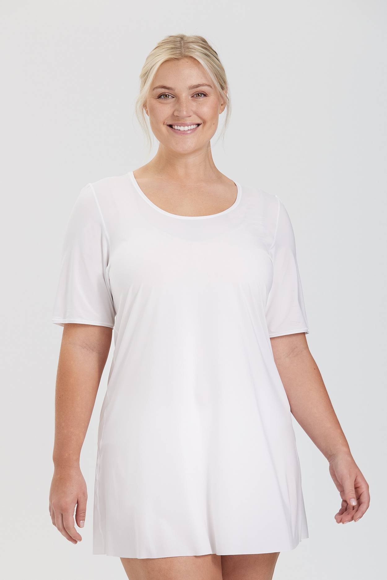 Cool Sensation nightdress A short, cooling nightdress for warm nights