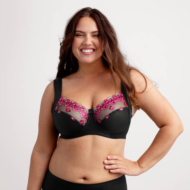 Guide] UK 30G (US 30I / EU 65I) - Comparison of 20 popular bras + which  bras have narrow, projected cups and which bras have shallow, wide cups.  Link to full guide