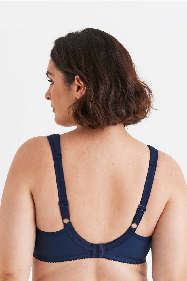 Broderie Anglaise bra