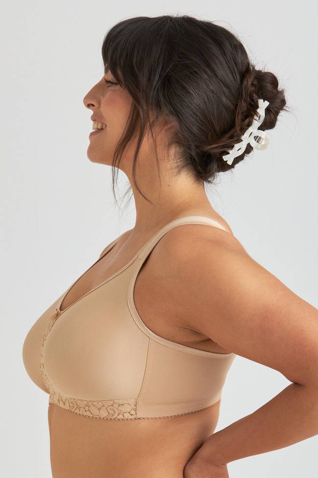Smooth Lacy T-paitarintaliivit