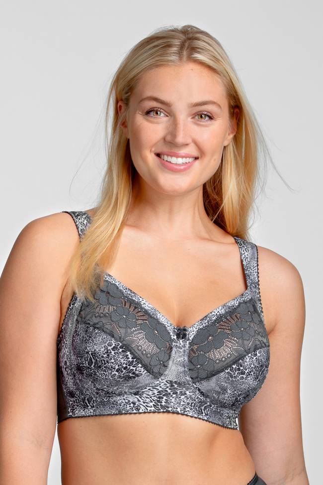 Leo bra - Firm material of the under cups provides great support