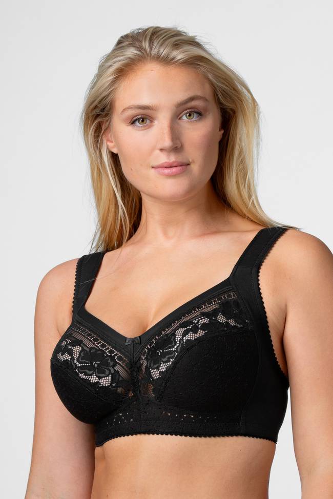 Firm Support Cotton-rich Bra by Miss Mary in Natural