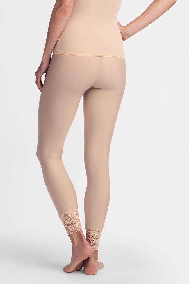 Cool Sensation Light Shape panty with long legs - made of WinCool material,  which cools the skin by 1-2 degrees - Miss Mary