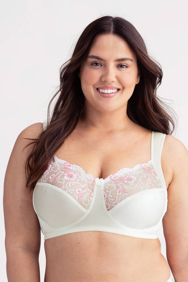 Plus Size White Hi Shine Lace Non-Padded Non-Wired Full Cup Bra