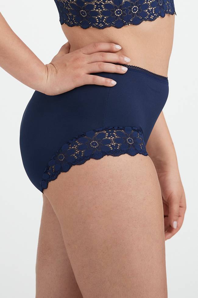 Lace Dreams Miederhose